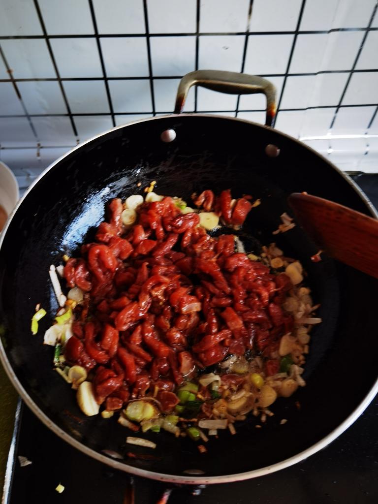 家味道~快手牛肉臊子面的做法 步骤8