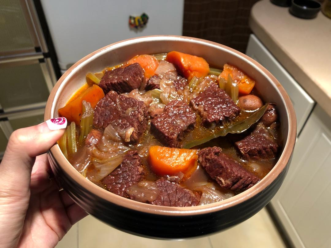 【九阳珐琅铁釜】红酒炖牛肉