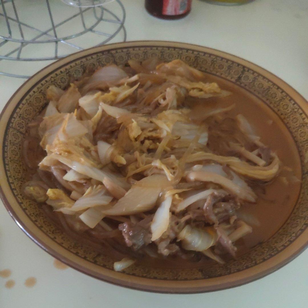 新手都可下饭菜4⃣:         大白菜牛肉炖粉条