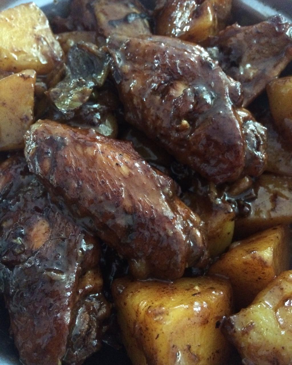 土豆炖鸡翅（快手零失败）