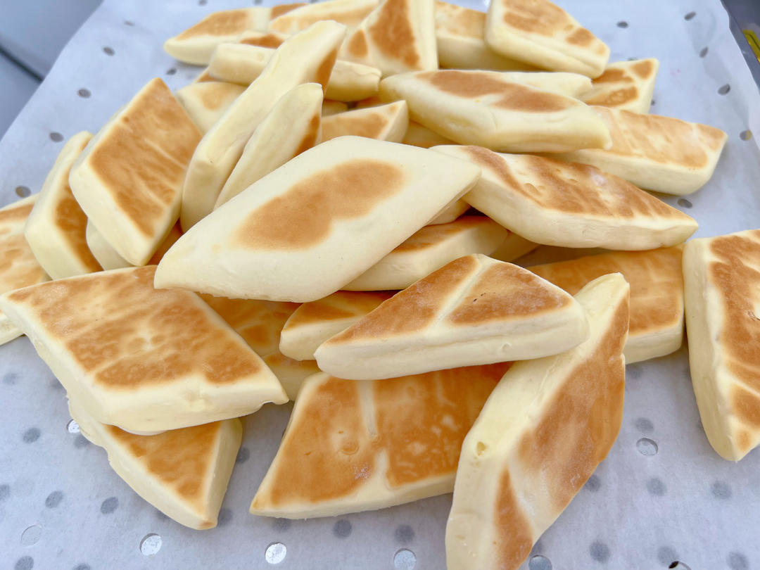 奶香棋块饽花