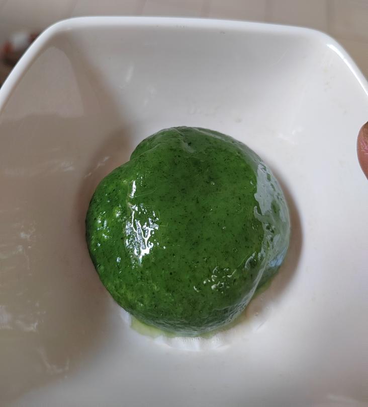 清明必吃的艾草青团