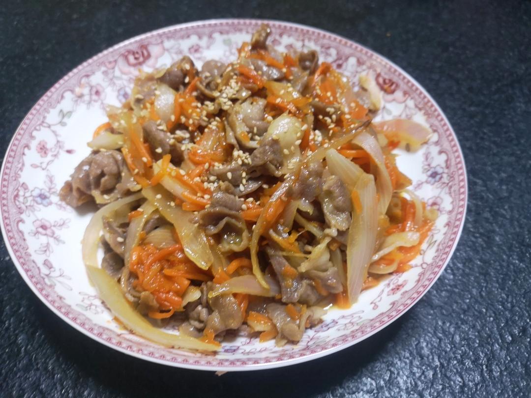 洋葱爆肥羊