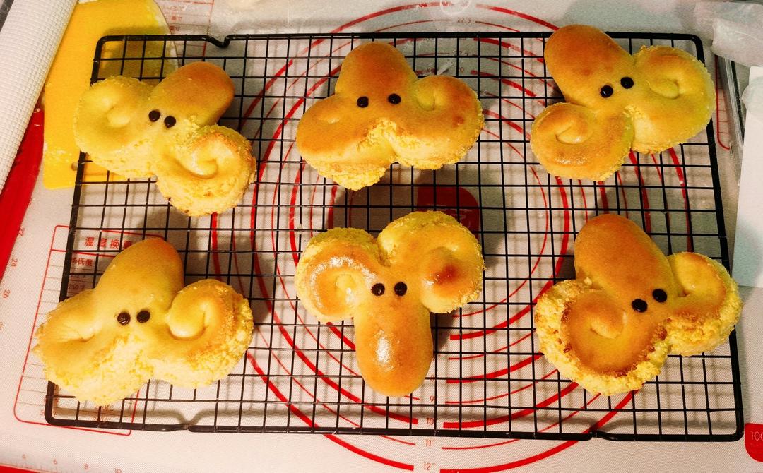 羊羊羊 🐏 椰蓉小面包、一次就成功‼️