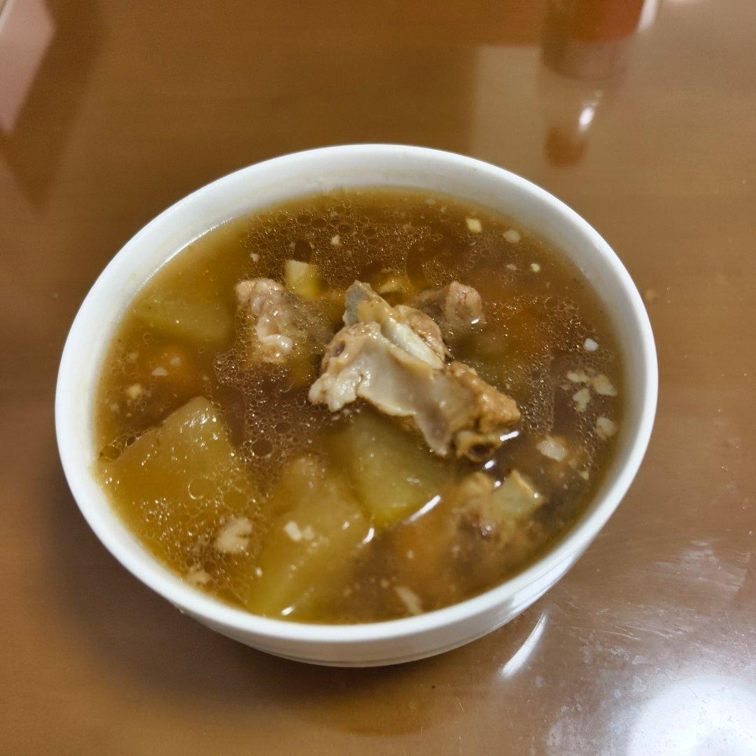 冬瓜排骨汤，夏天的味道