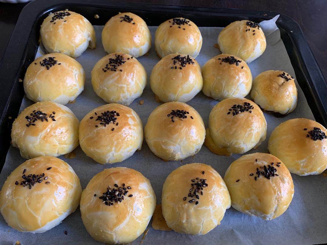 蛋黄酥酥酥（超级奶香黄油版）