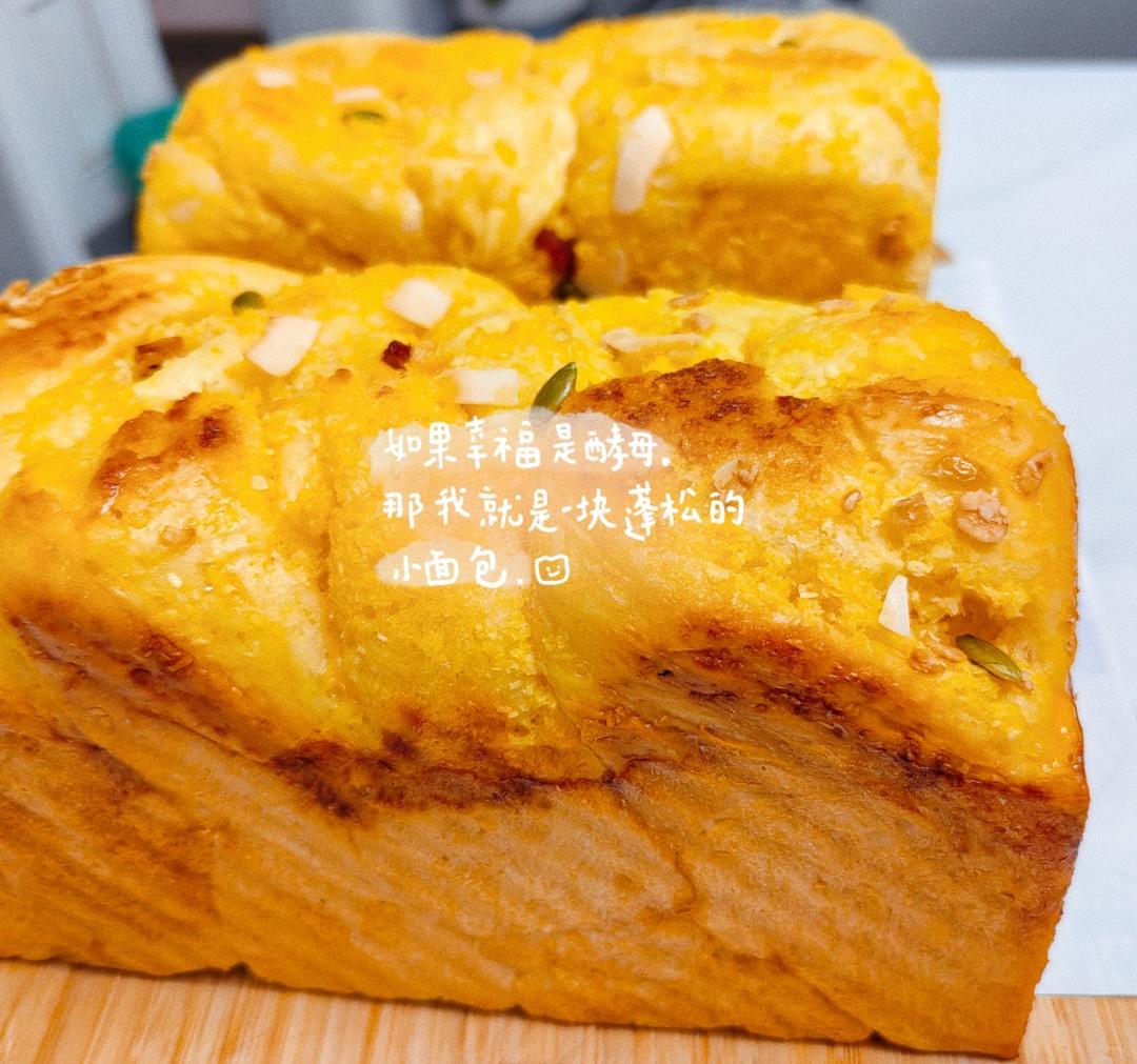 超级香软的波兰种椰蓉吐司，方子拿去赶紧去做