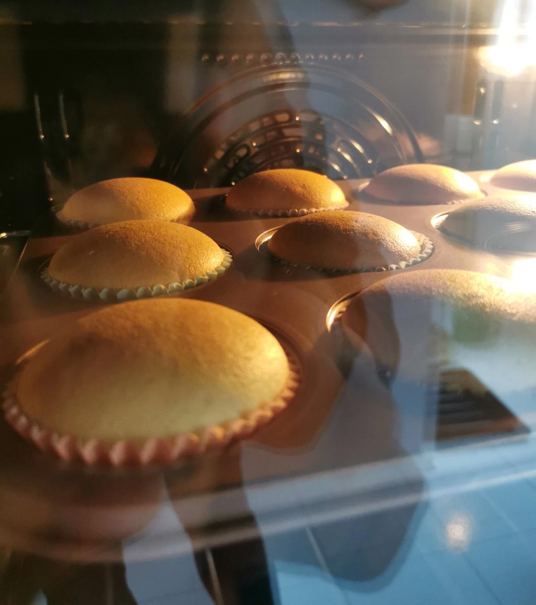 不塌不皱的光滑圆润版纸杯戚风（内含减糖版宝宝可吃）