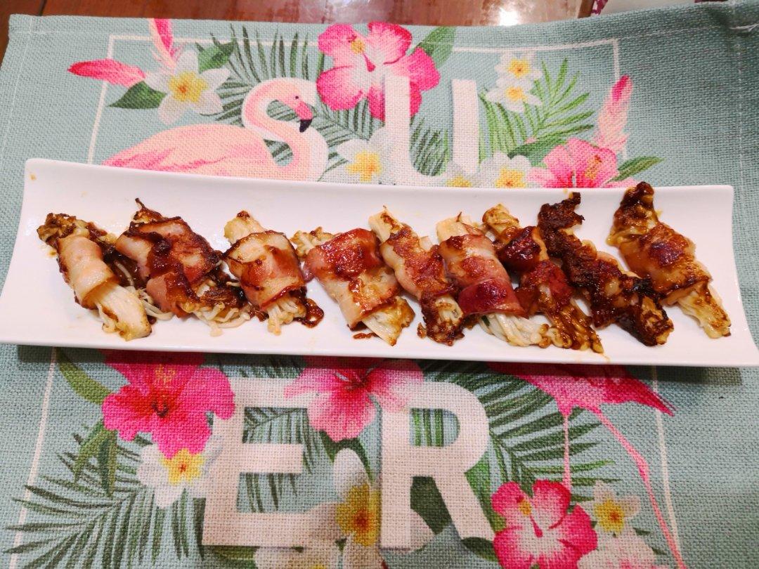 【金针菇培根卷】