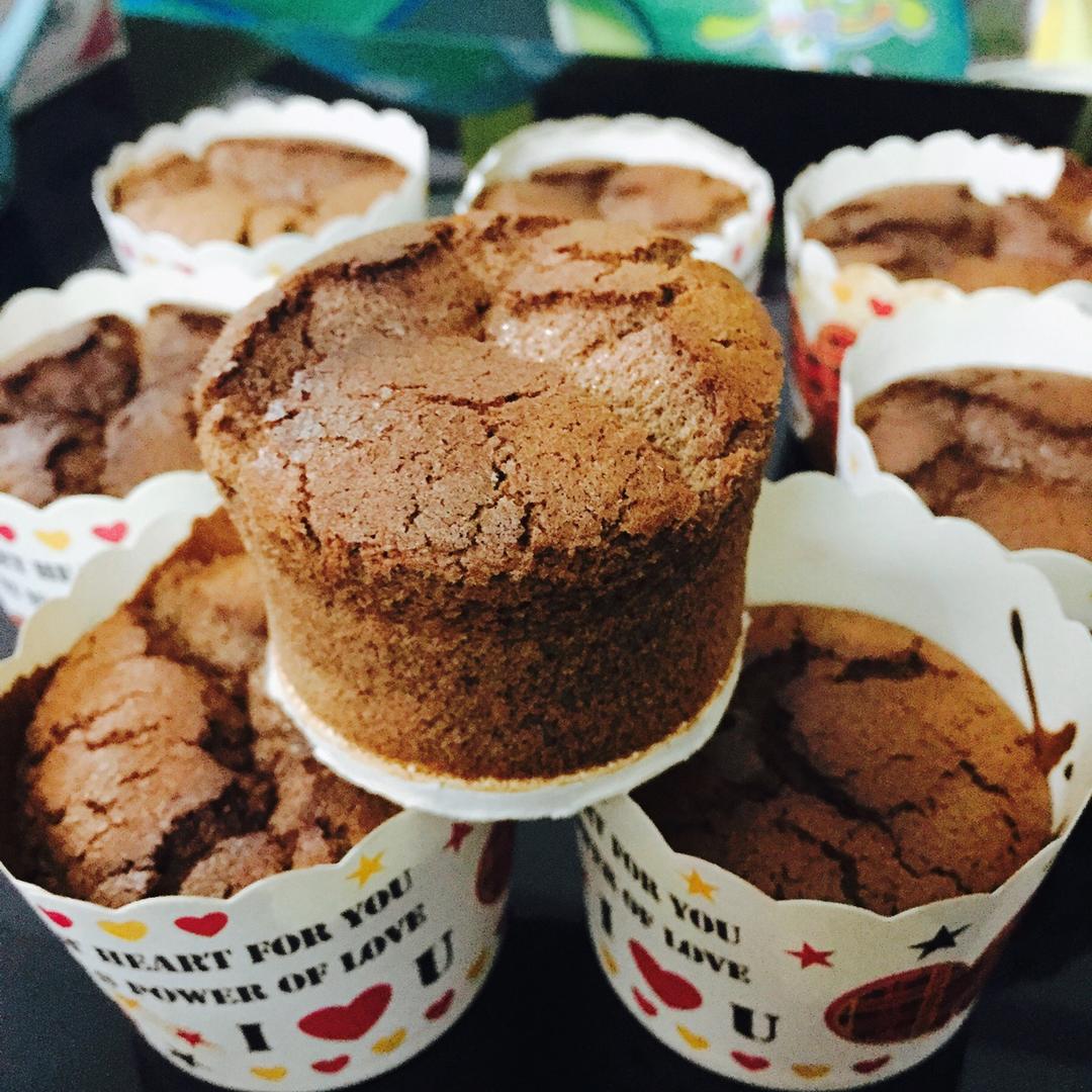 不会回缩的纸杯蛋糕--海氏烤箱定制