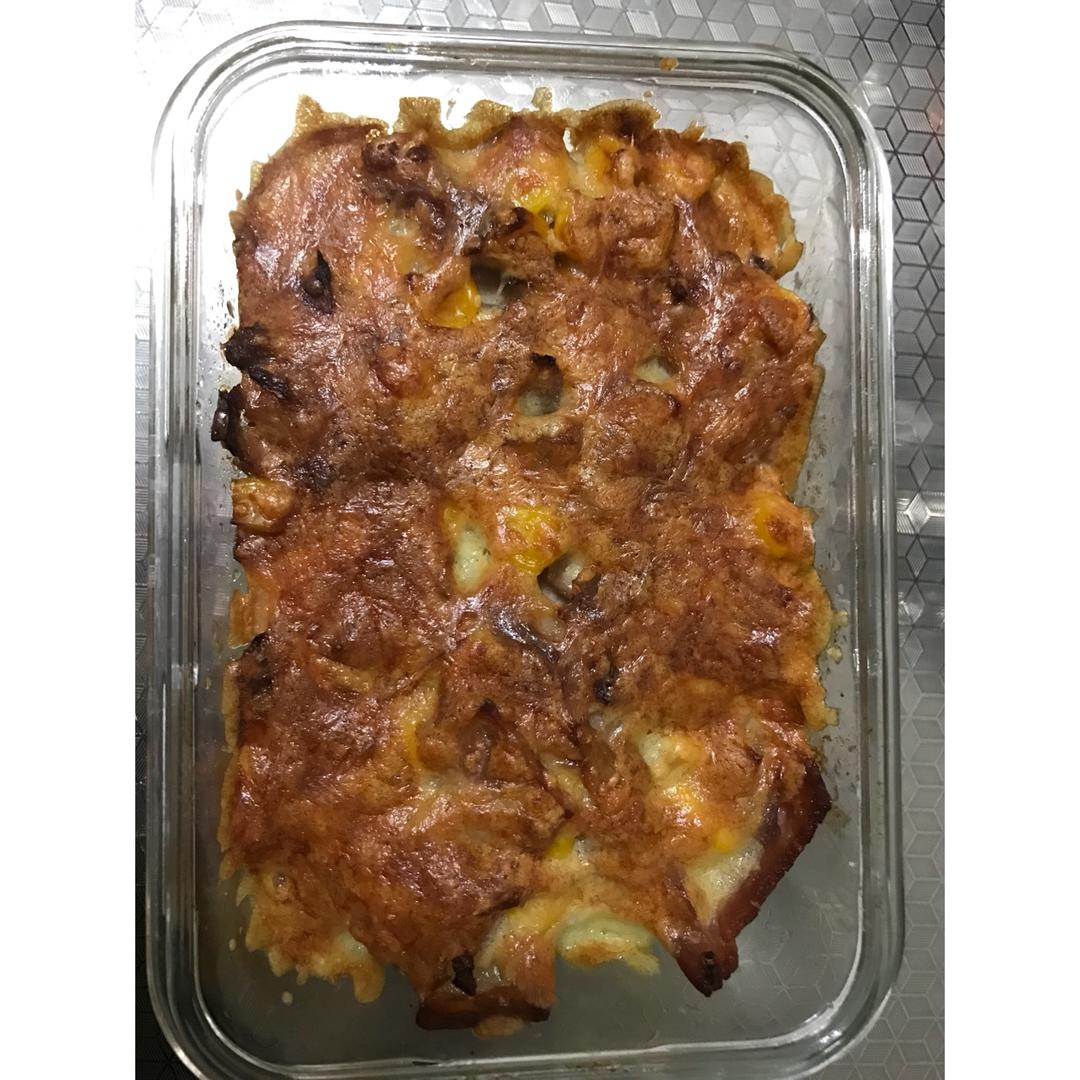 鲜虾培根芝士焗饭