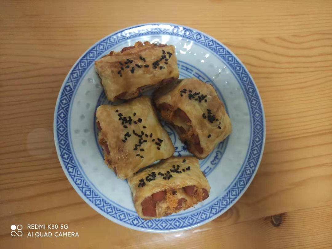 香酥火腿肉松卷