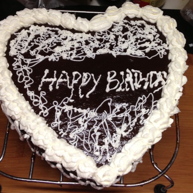 淋酱巧克力蛋糕！