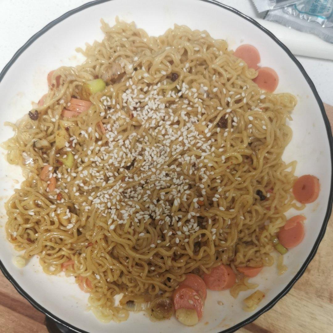 泡面的神仙吃法❗️❗️好吃到尖叫的凉拌方便面
