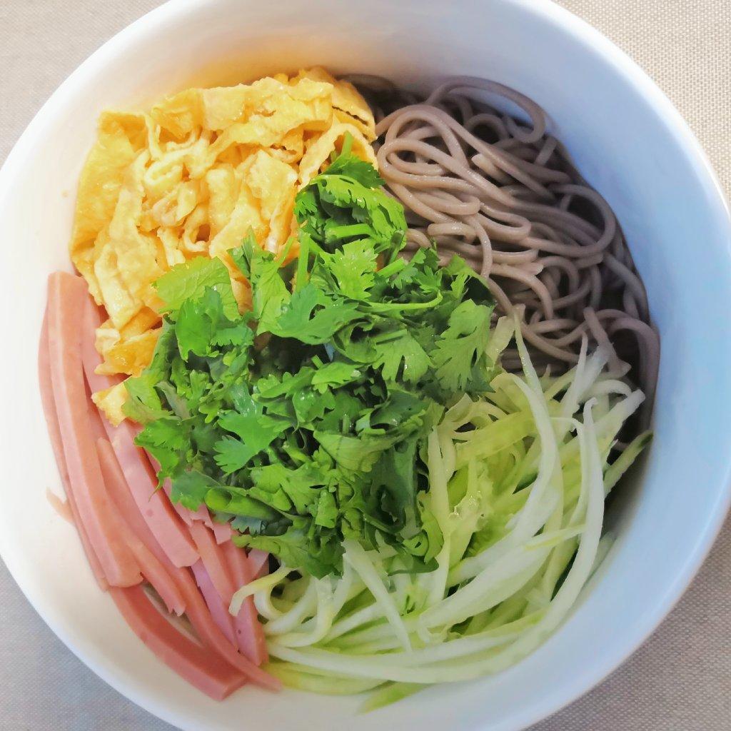 凉面（荞麦面）