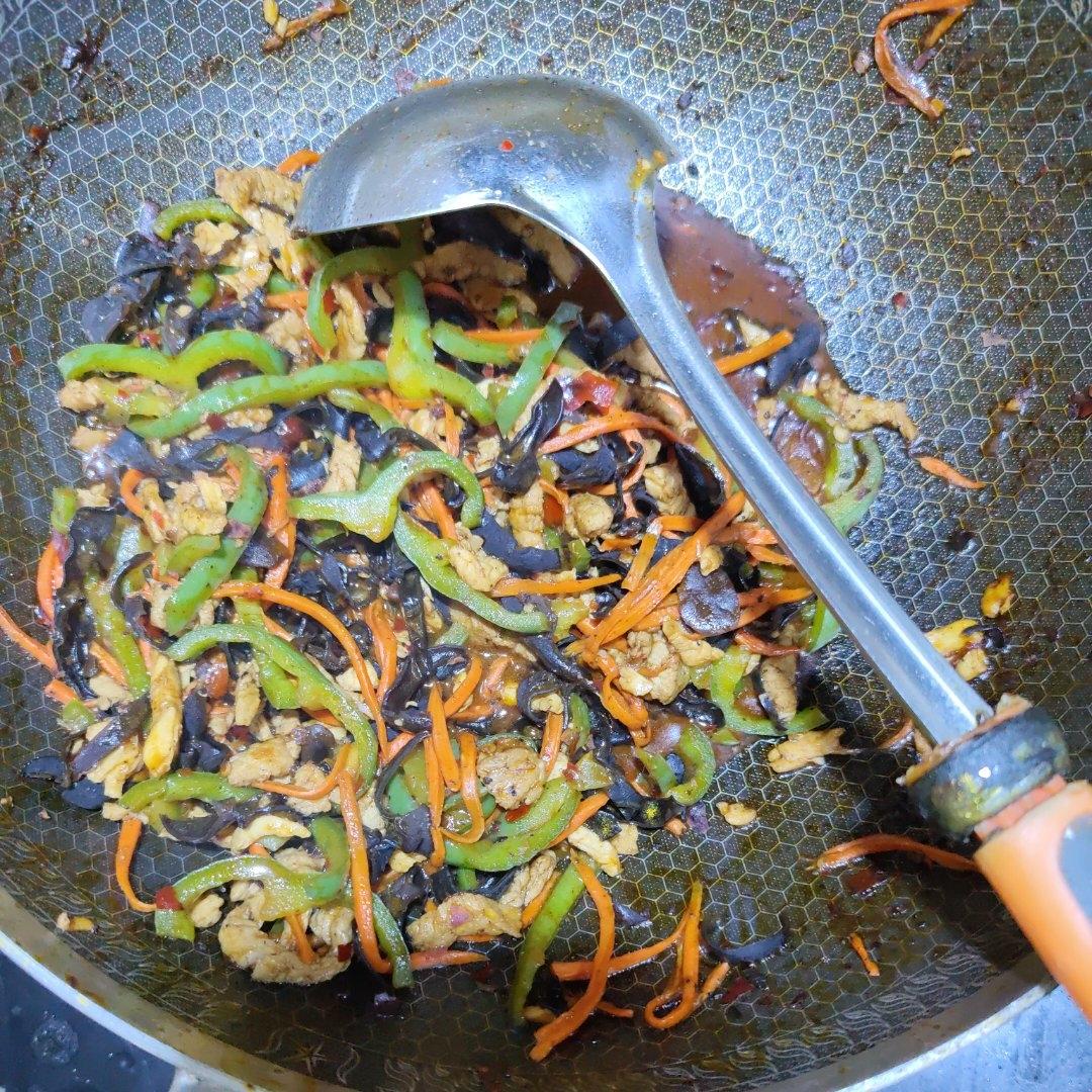 超好吃的鱼香肉丝（做法相当简单，一看就会）