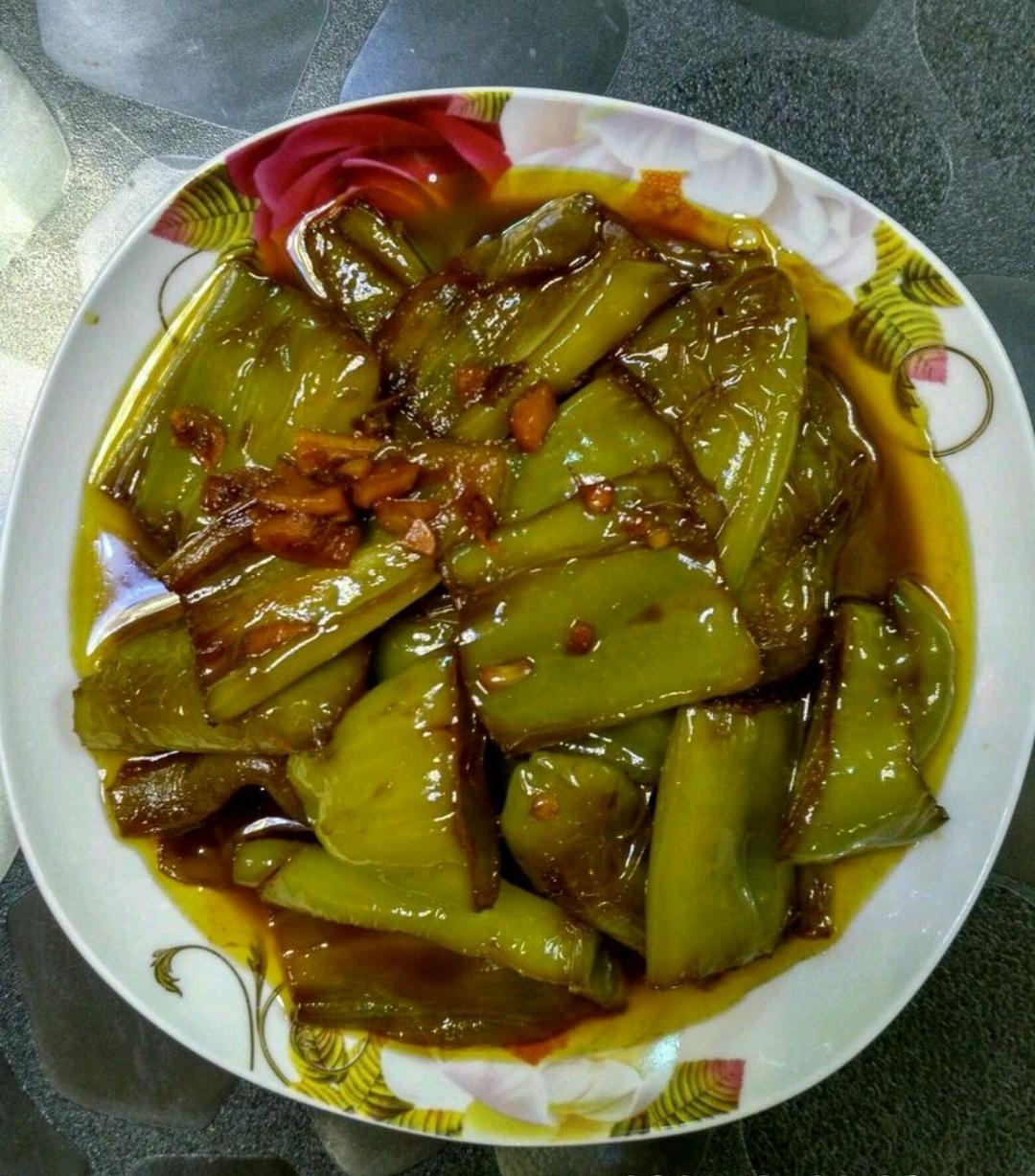 油焖尖椒 油焖尖椒