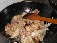 清炖土鸡汤的做法的做法 步骤4