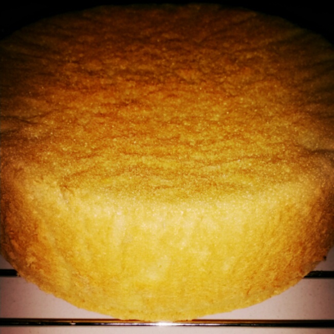 简单好做的8寸戚风蛋糕