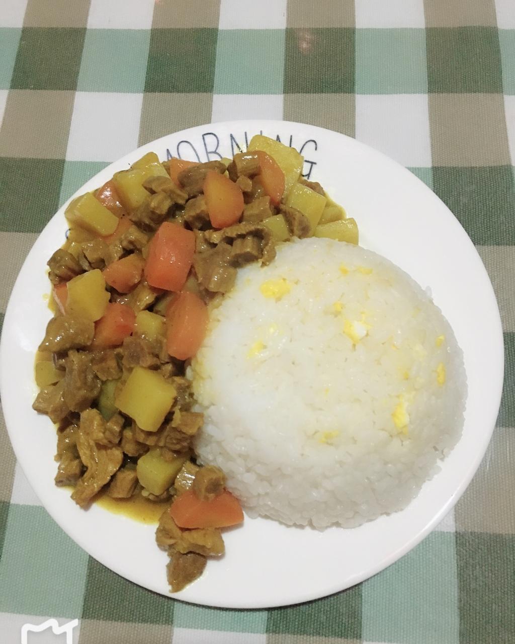 咖喱牛肉饭