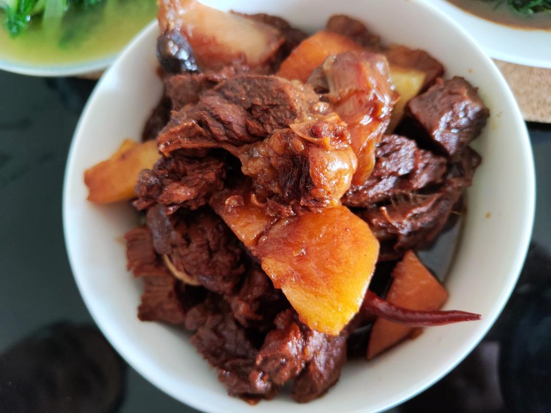 土豆炖牛肉