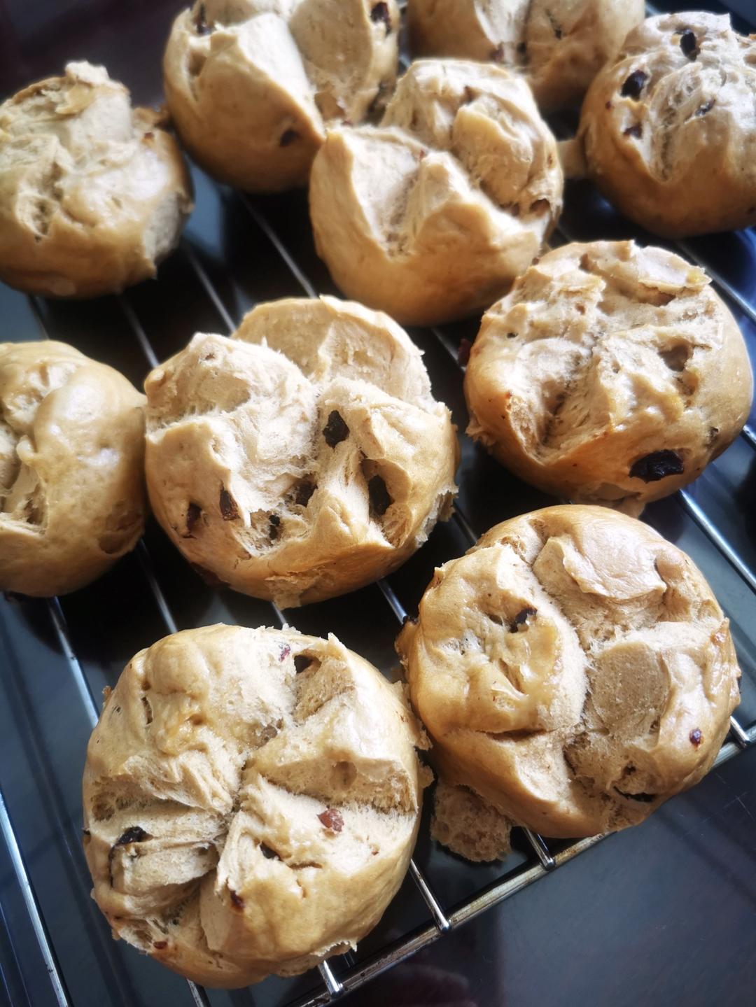 一直被模仿，从未被超越——自然开花红糖枣馒头（更加松软版）