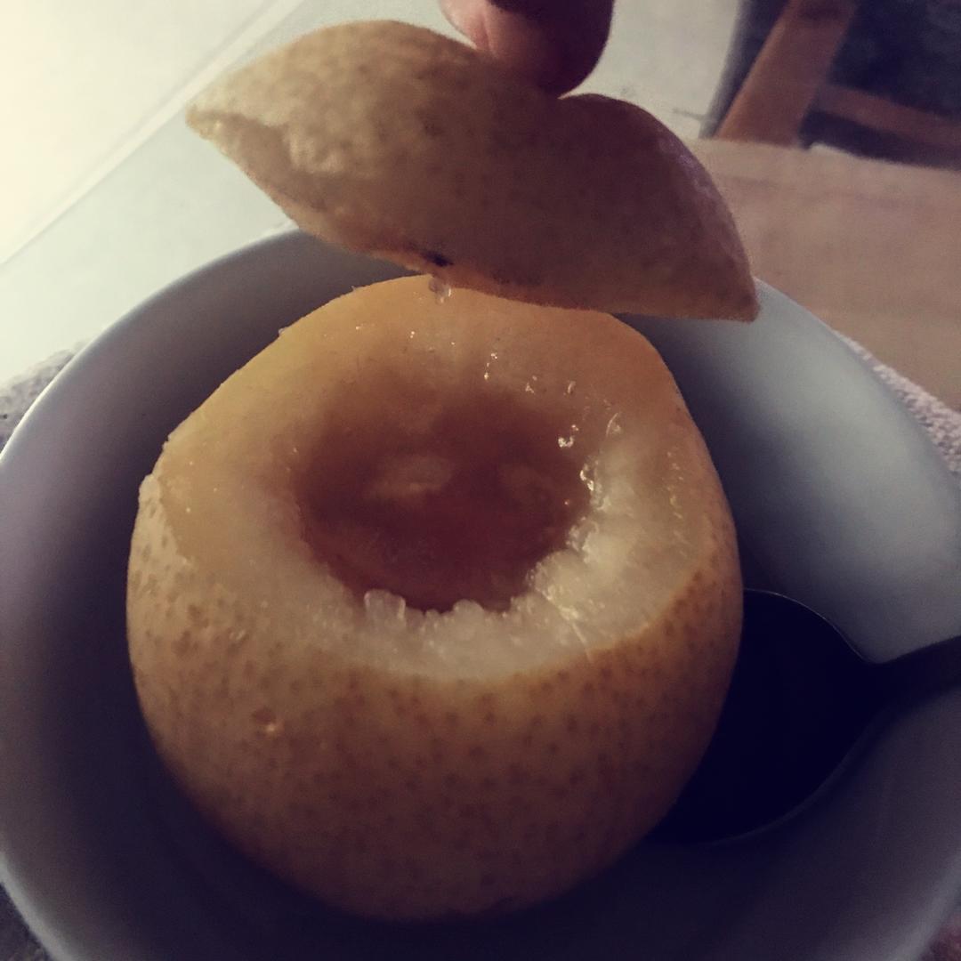 川贝冰糖蒸雪梨