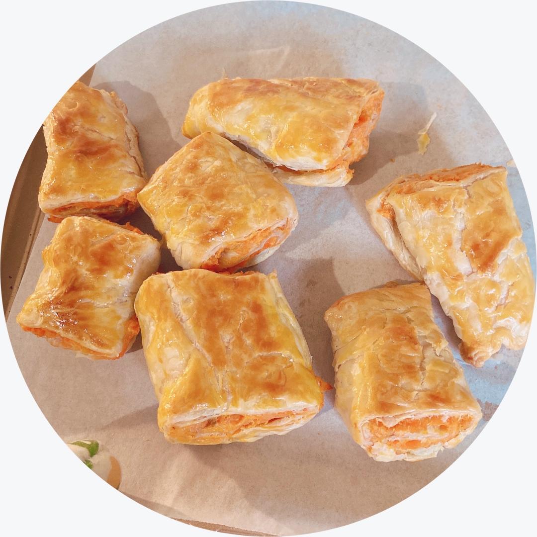 巨好吃❗巨简单❗酥到掉渣的手抓红薯酥饼。