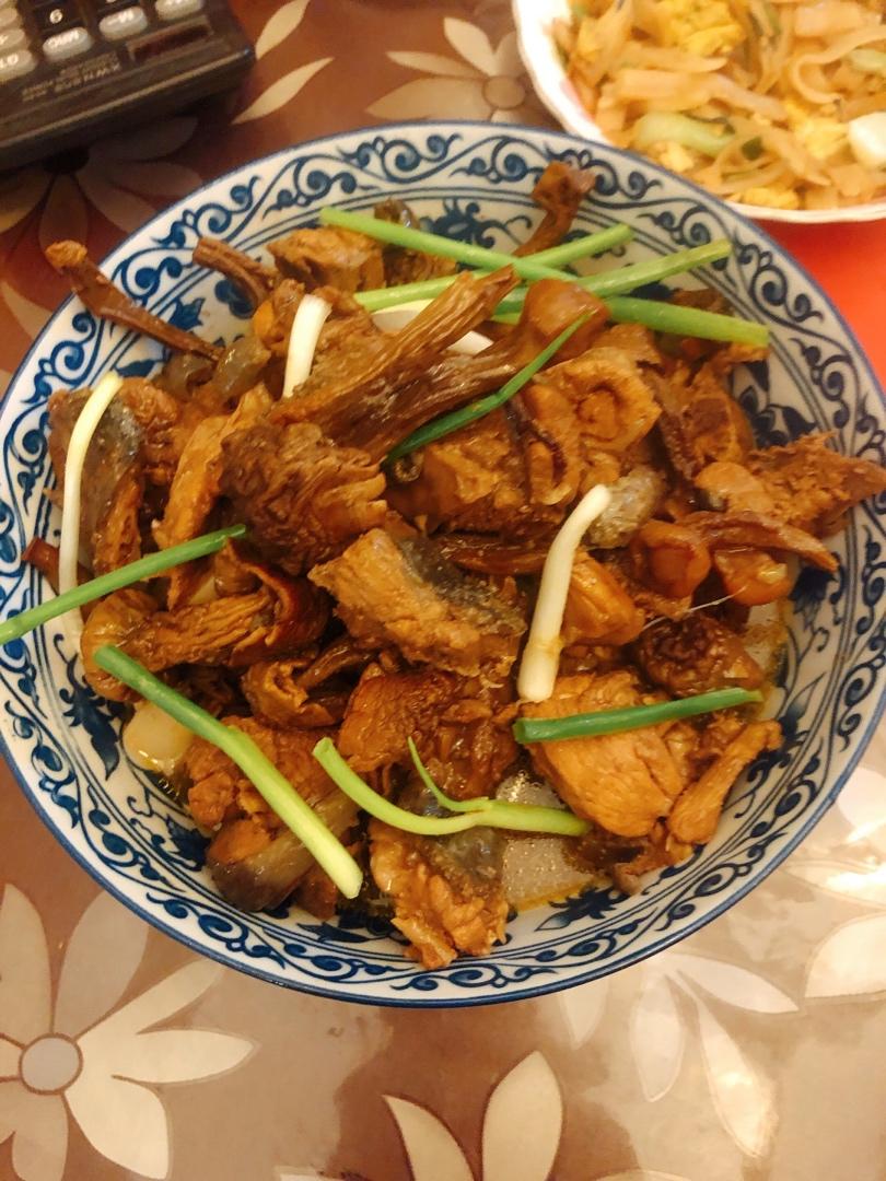 板栗烧鸡家常简单版！