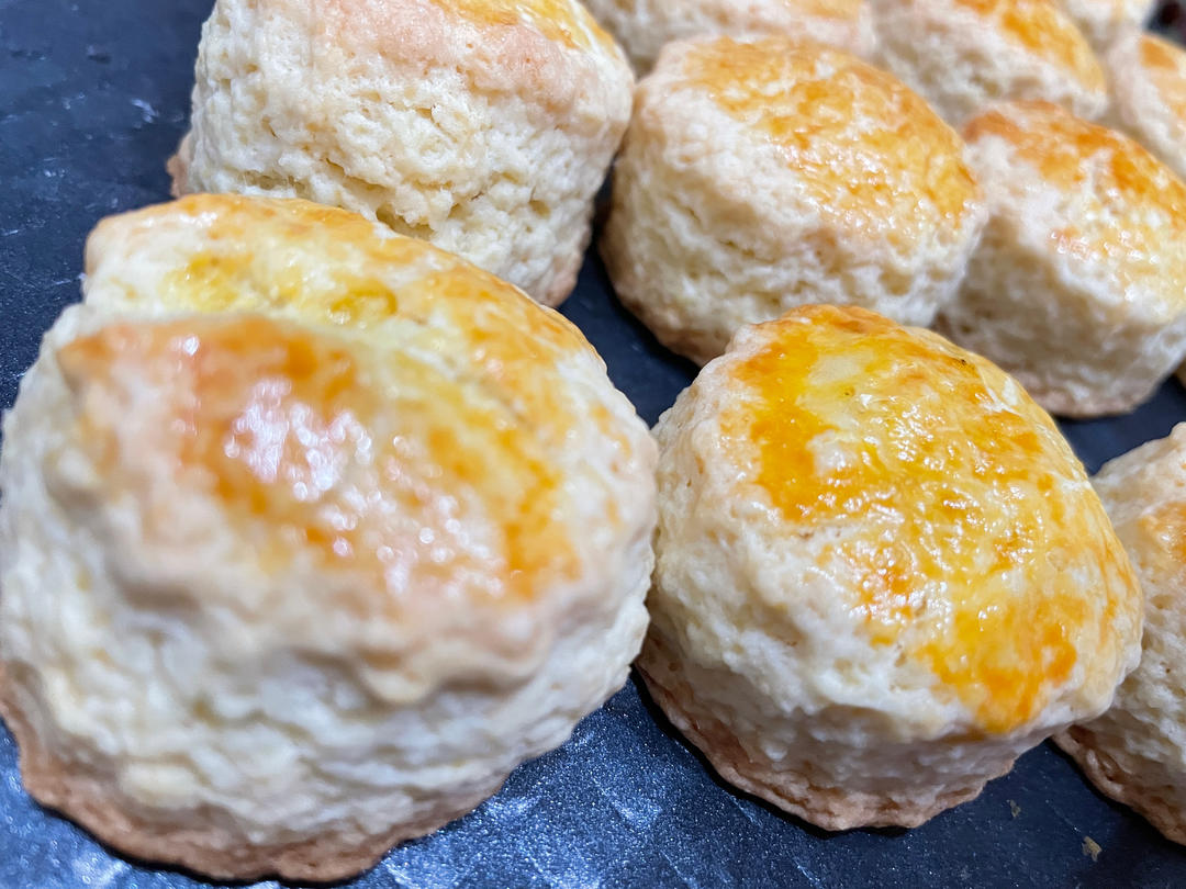 完美裂纹～百分百成功的超好吃奶香司康（禁止搬运）