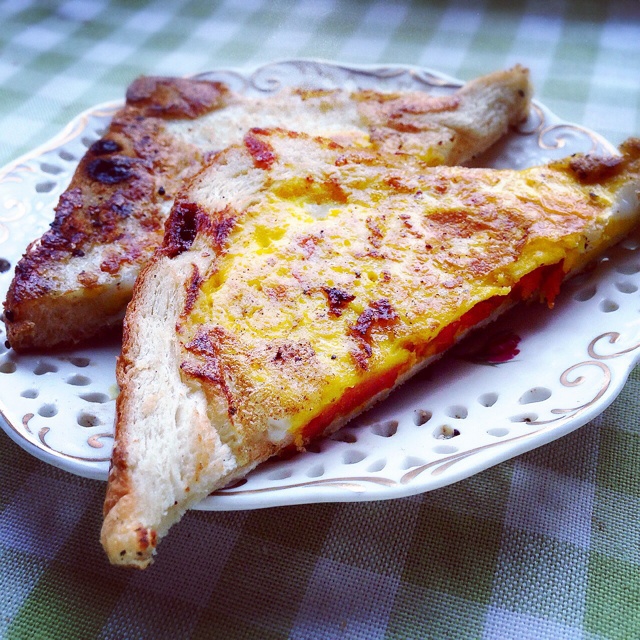 蛋煎培根吐司片