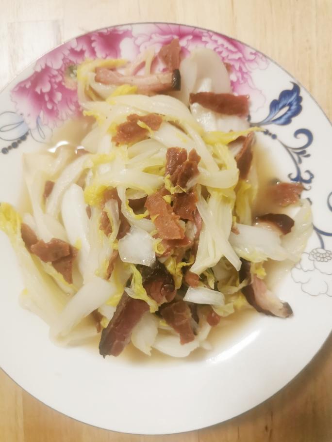 腊肉炒小白菜的做法