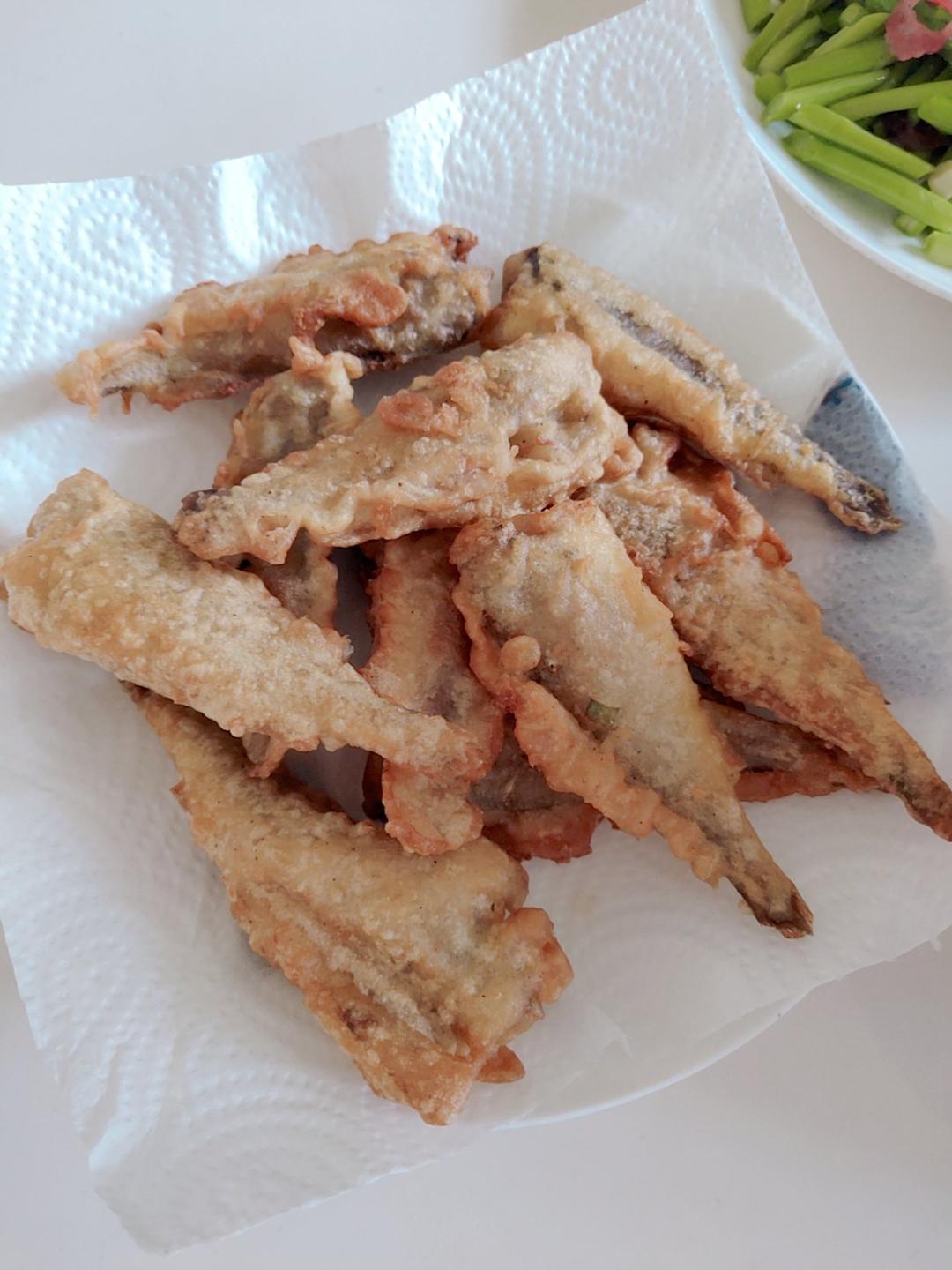酥炸小黄花鱼