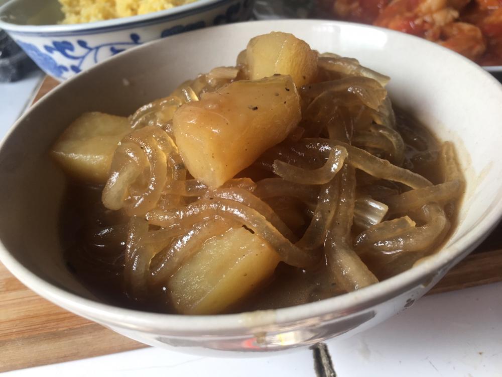 土豆白菜猪肉炖粉条