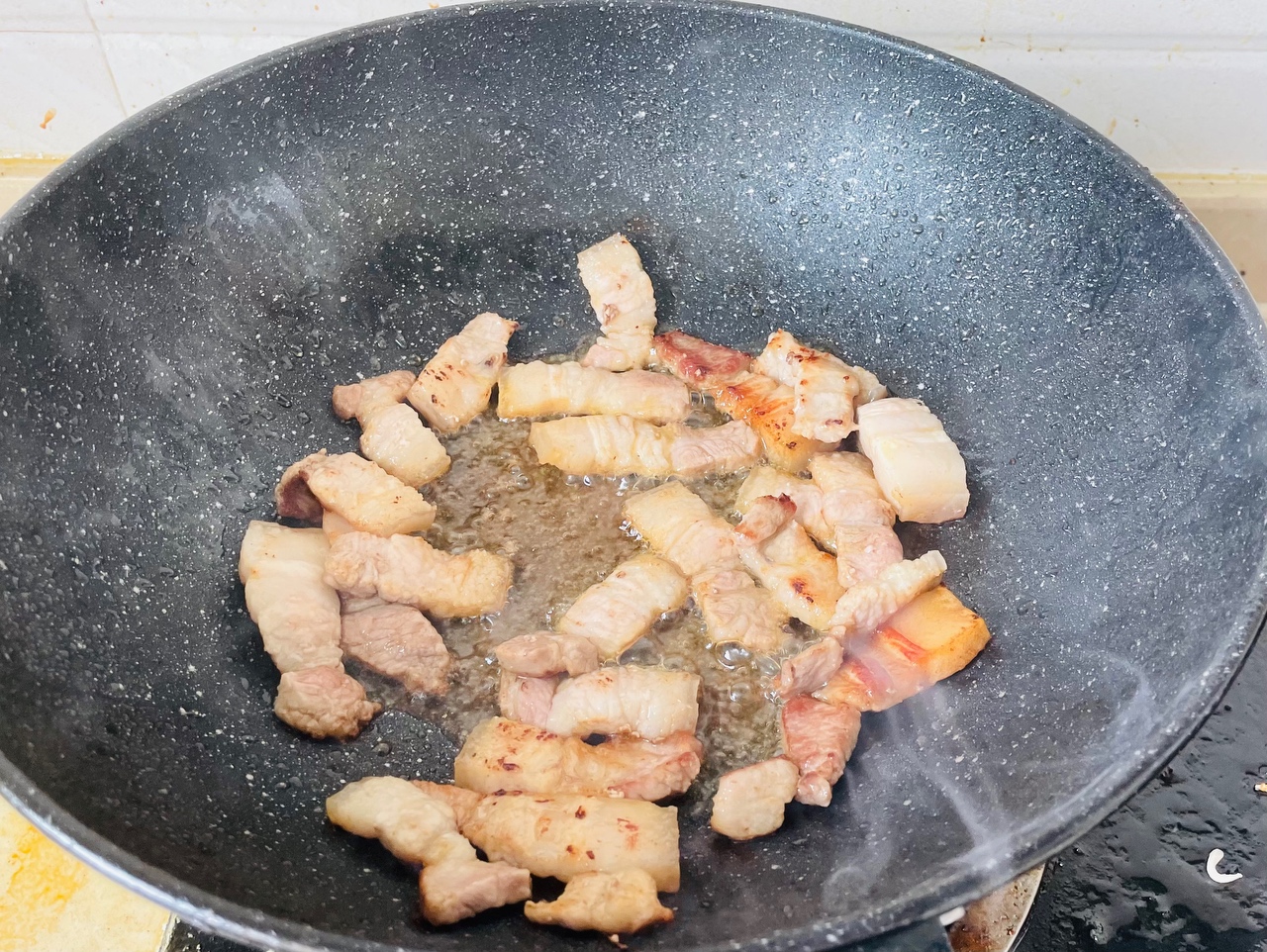 超下饭的白菜猪肉炖粉条的做法 步骤3