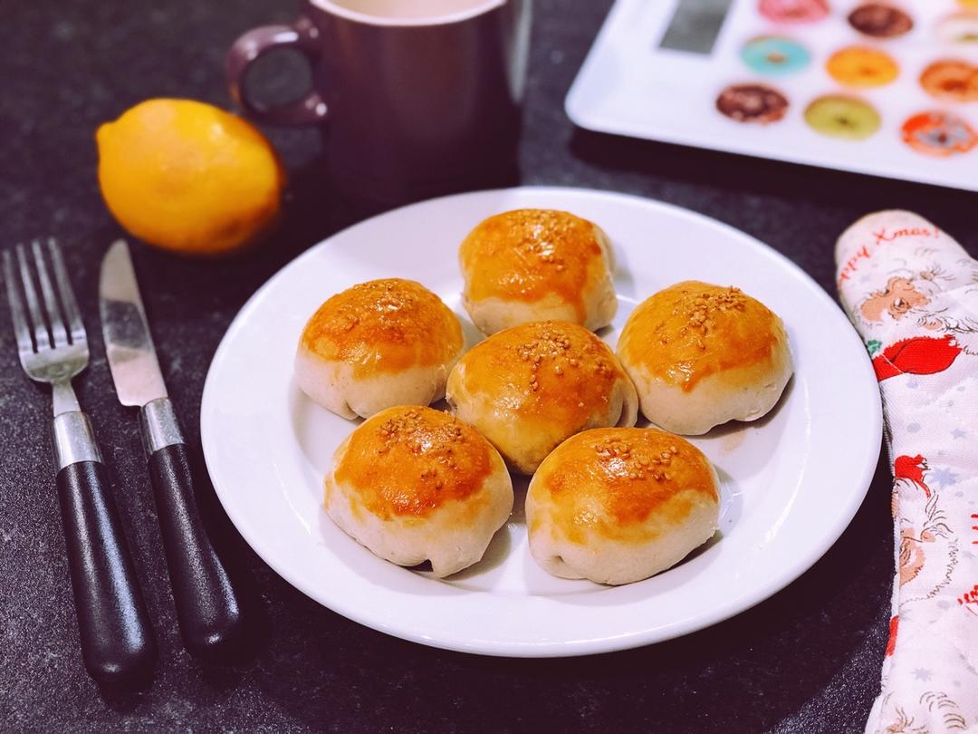 排四个小时队也买不到的鲜肉月饼，秘诀是放麻油！