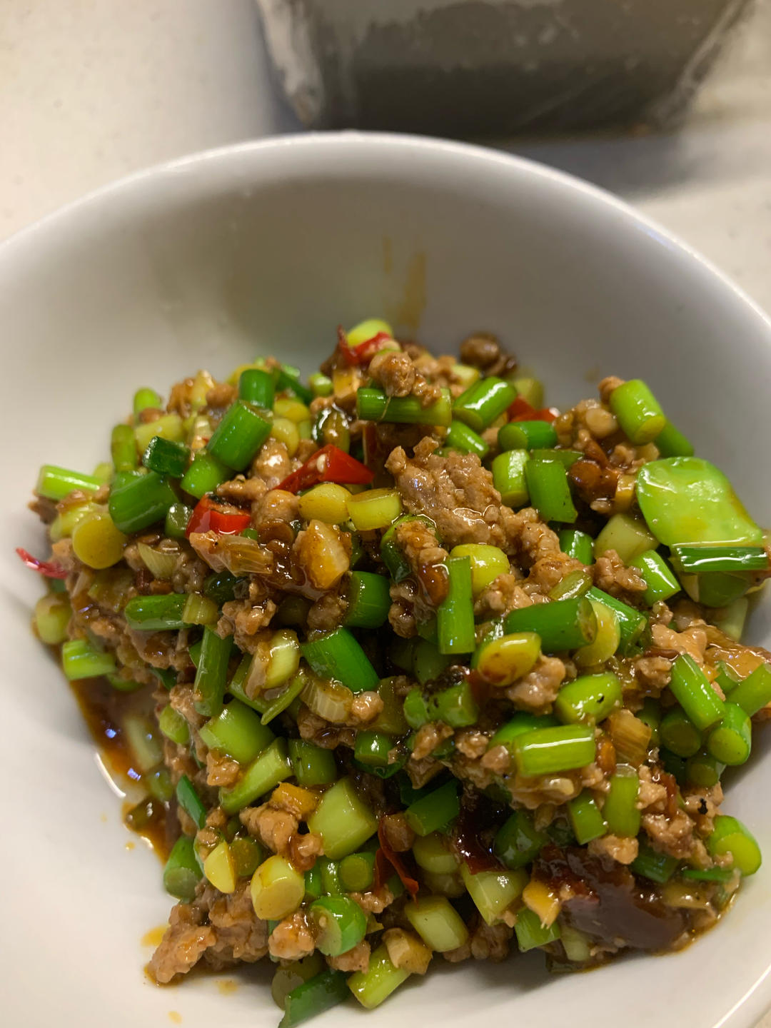 蒜苔炒肉末，三碗米饭都不够吃