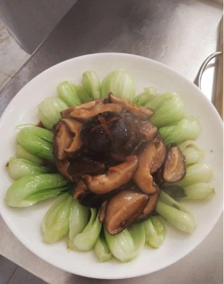 香菇扒菜胆的做法