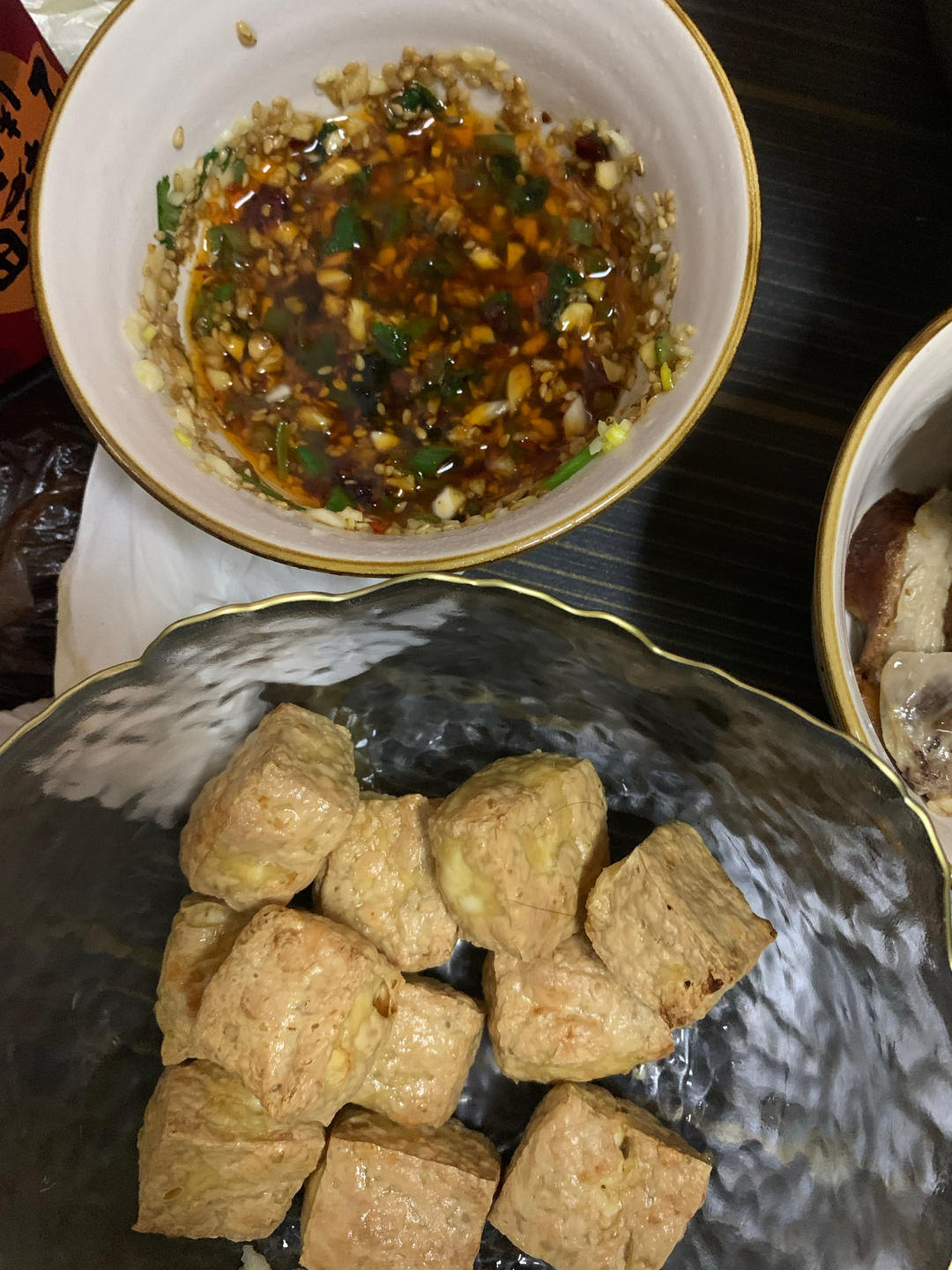 小吃｜街边酥炸豆腐附酱汁（空气炸锅版）