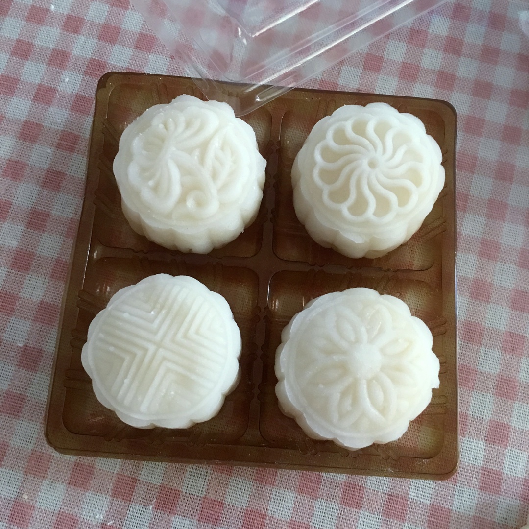 榴莲冰皮月饼