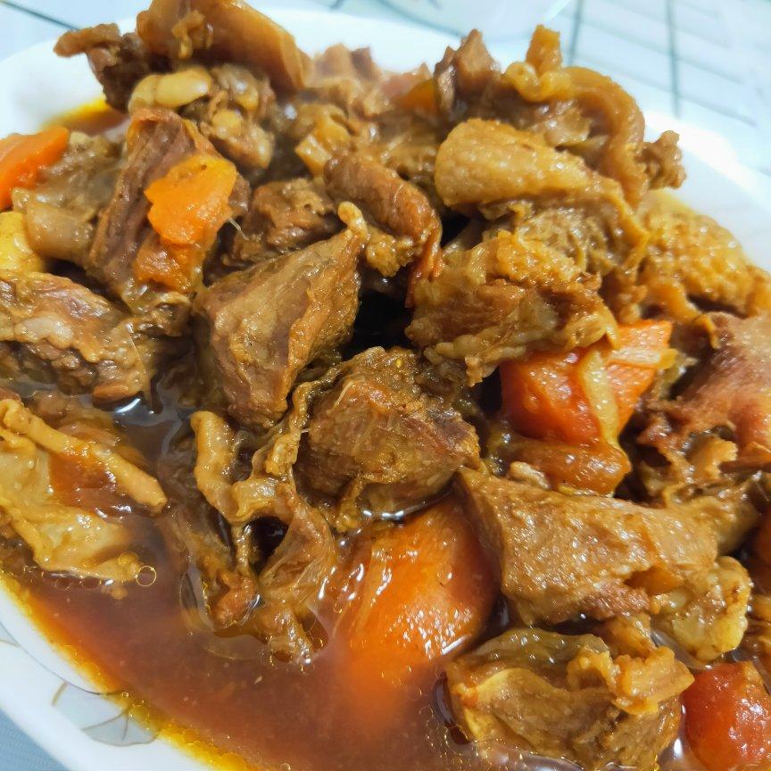 胡萝卜炖牛肉