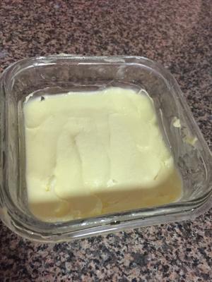 自制纯天然黄油的做法 步骤7