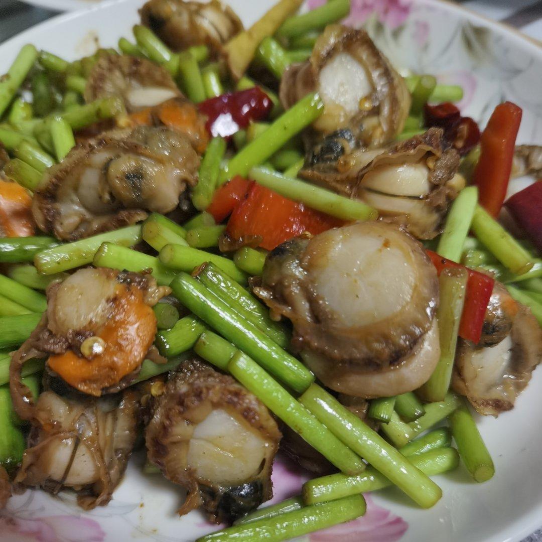 蒜苔炒扇贝肉