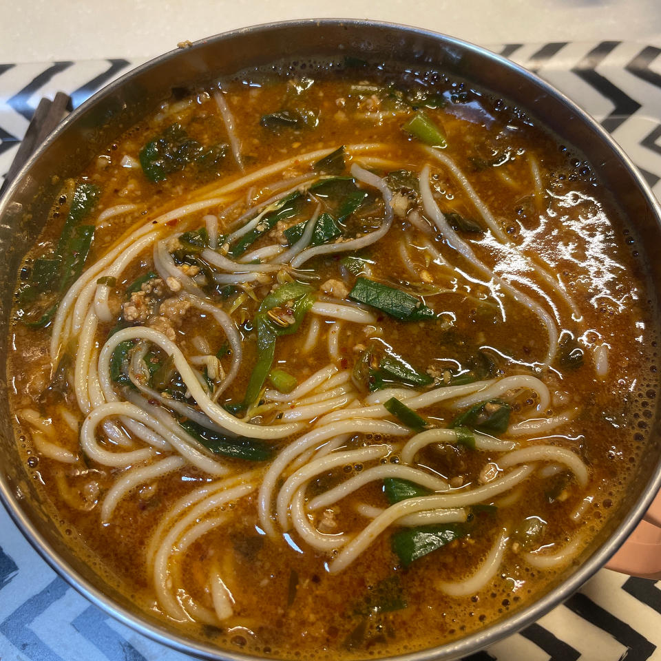昆明小锅米线（视频在最后）
