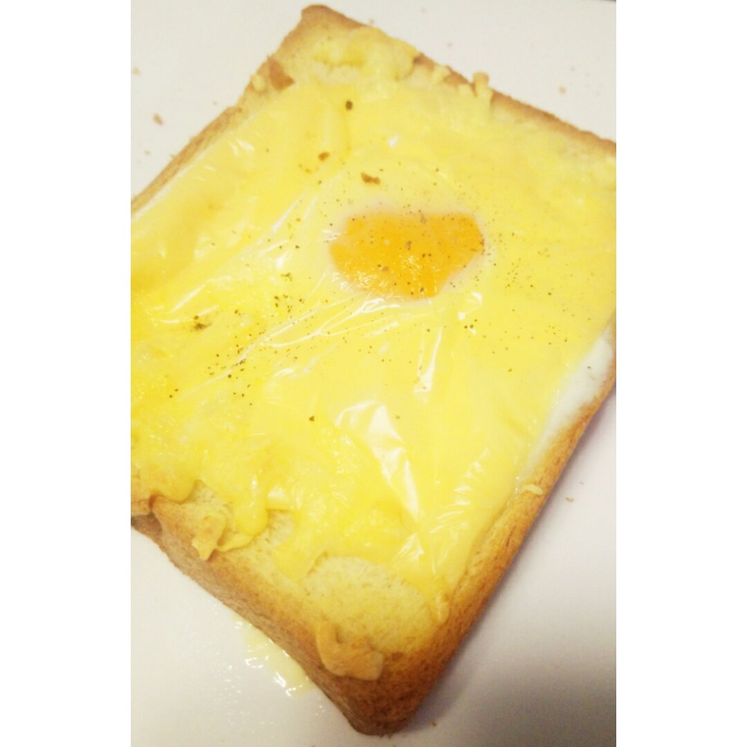 鸡蛋芝士烤吐司