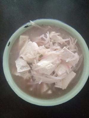 萝卜丝豆腐汤的做法 步骤3