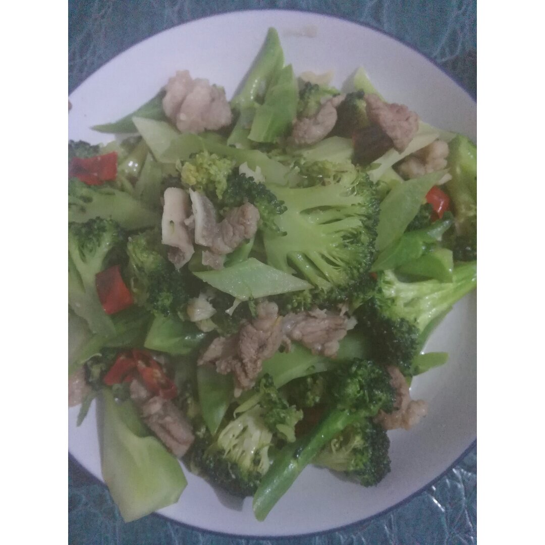 西兰花炒肉片