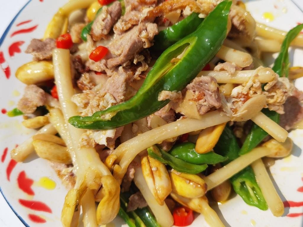 花生芽炒肉