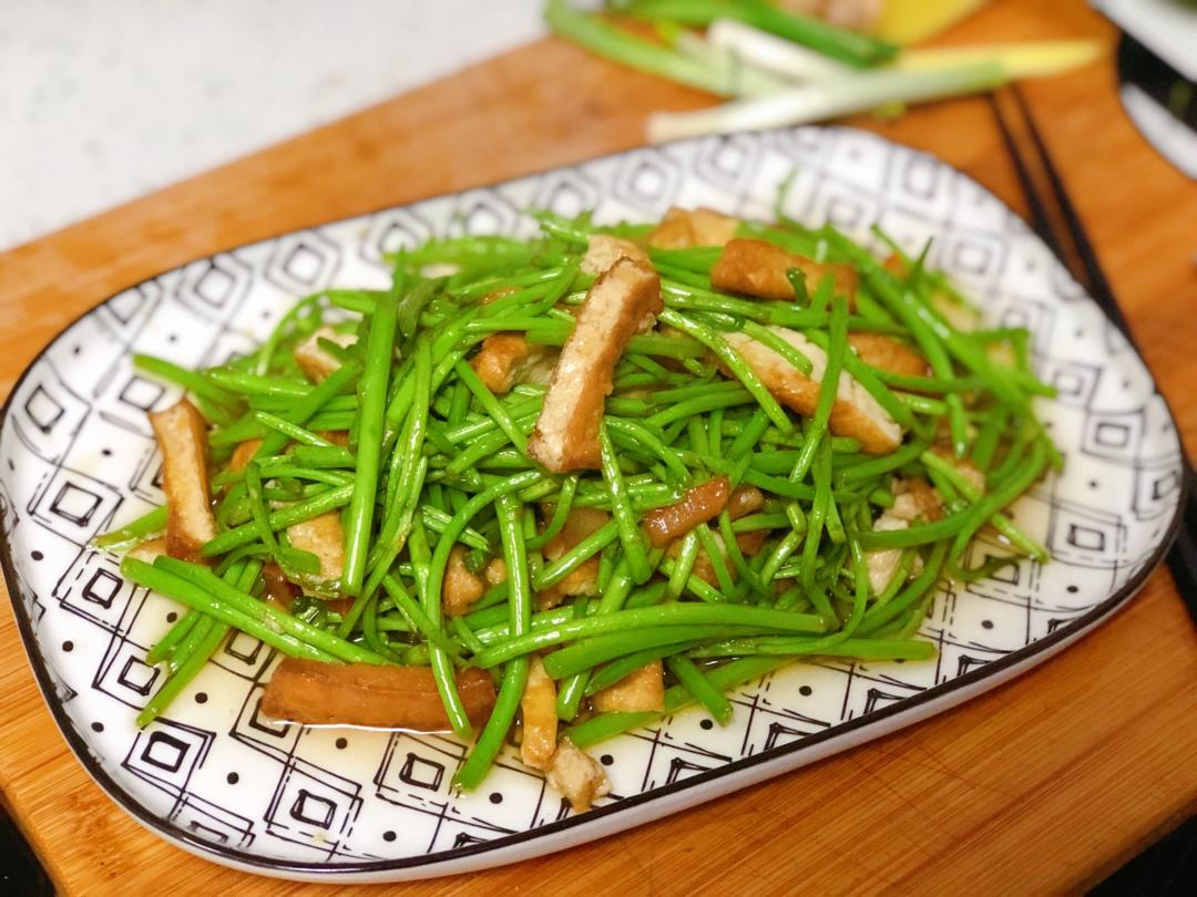 芦蒿炒香干
