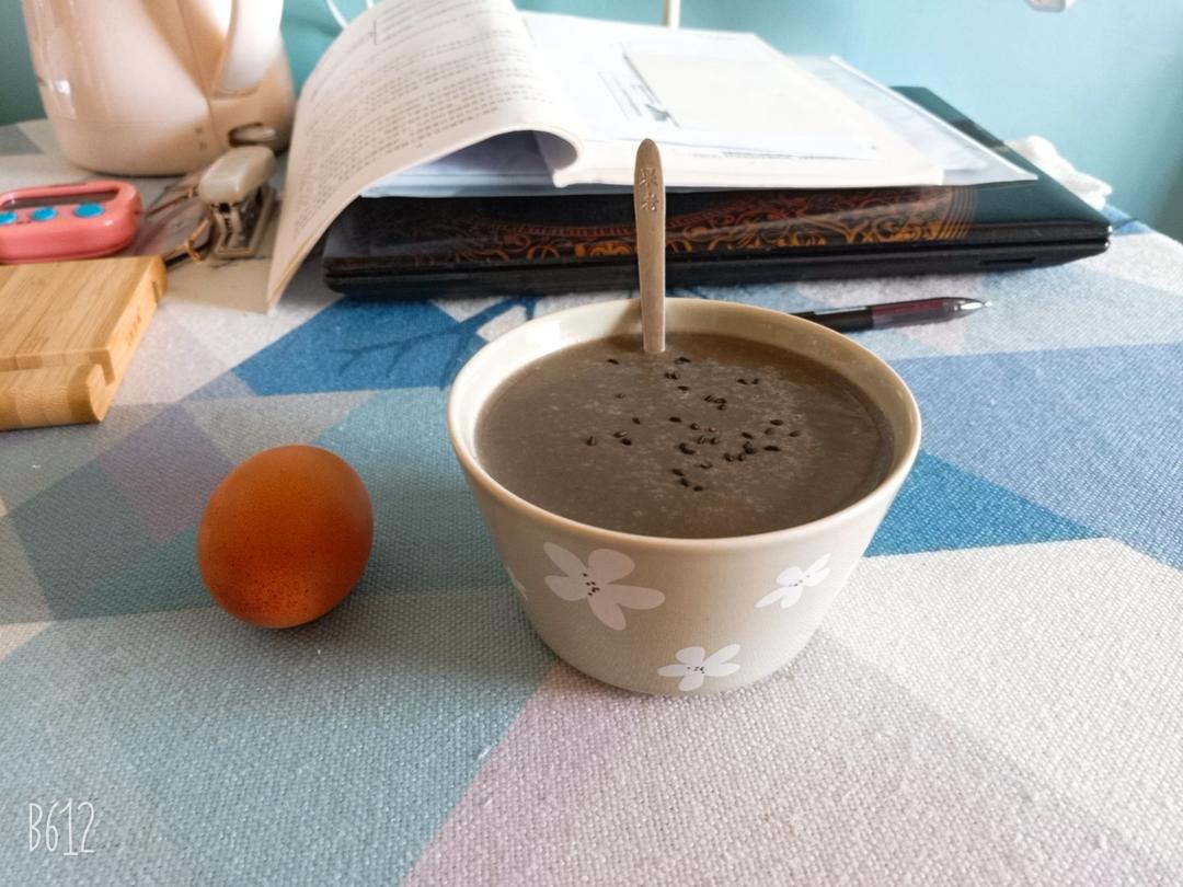 破壁机黑芝麻糊